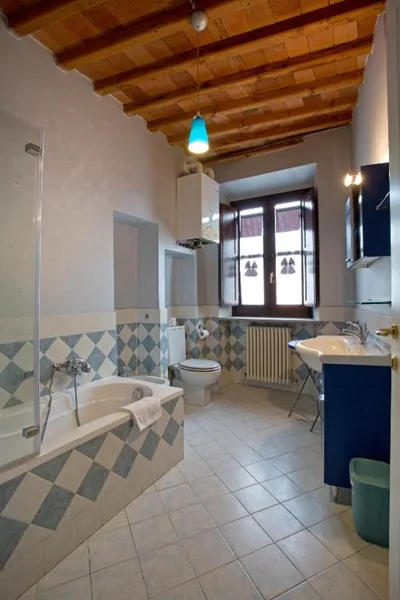 Casa del Sensale, Facing Lucca's City Walls – Photos 6