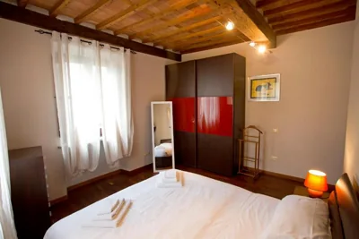 Casa del Sensale, Facing Lucca's City Walls – Photos 16